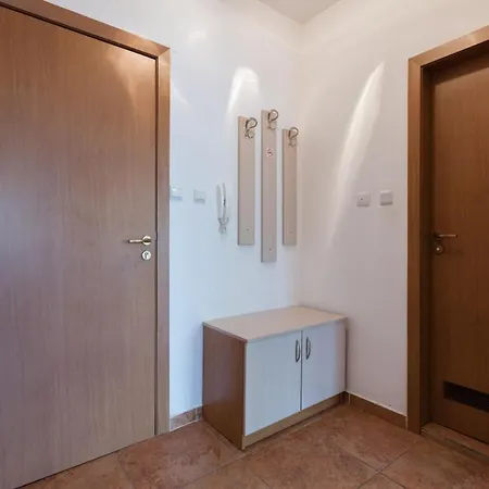 Private In Yassen Apartment *