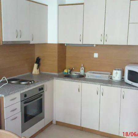 Private In Yassen * ساني بيتش